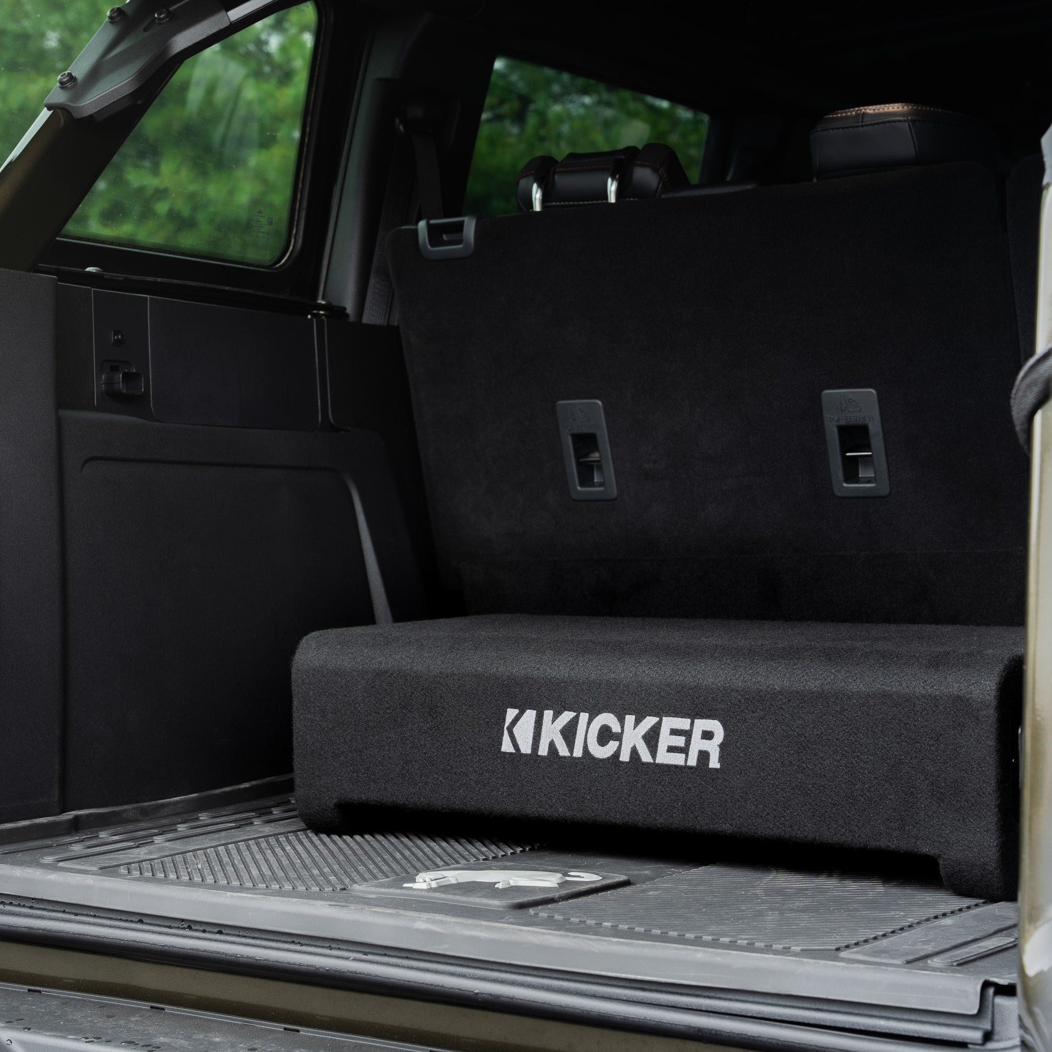 Kicker Box Kit Kicker Plug and Play Powered Down-Firing 12
