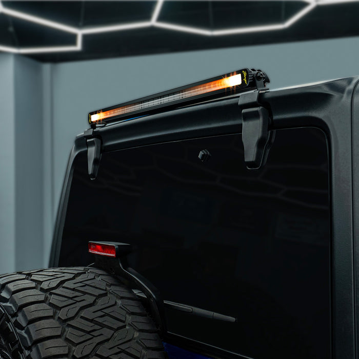 Stinger HEXCORE 32" Chase LED Light Bar with Signal Lights - 2018-Current Jeep Wrangler JL/ JLU (hardtop only)